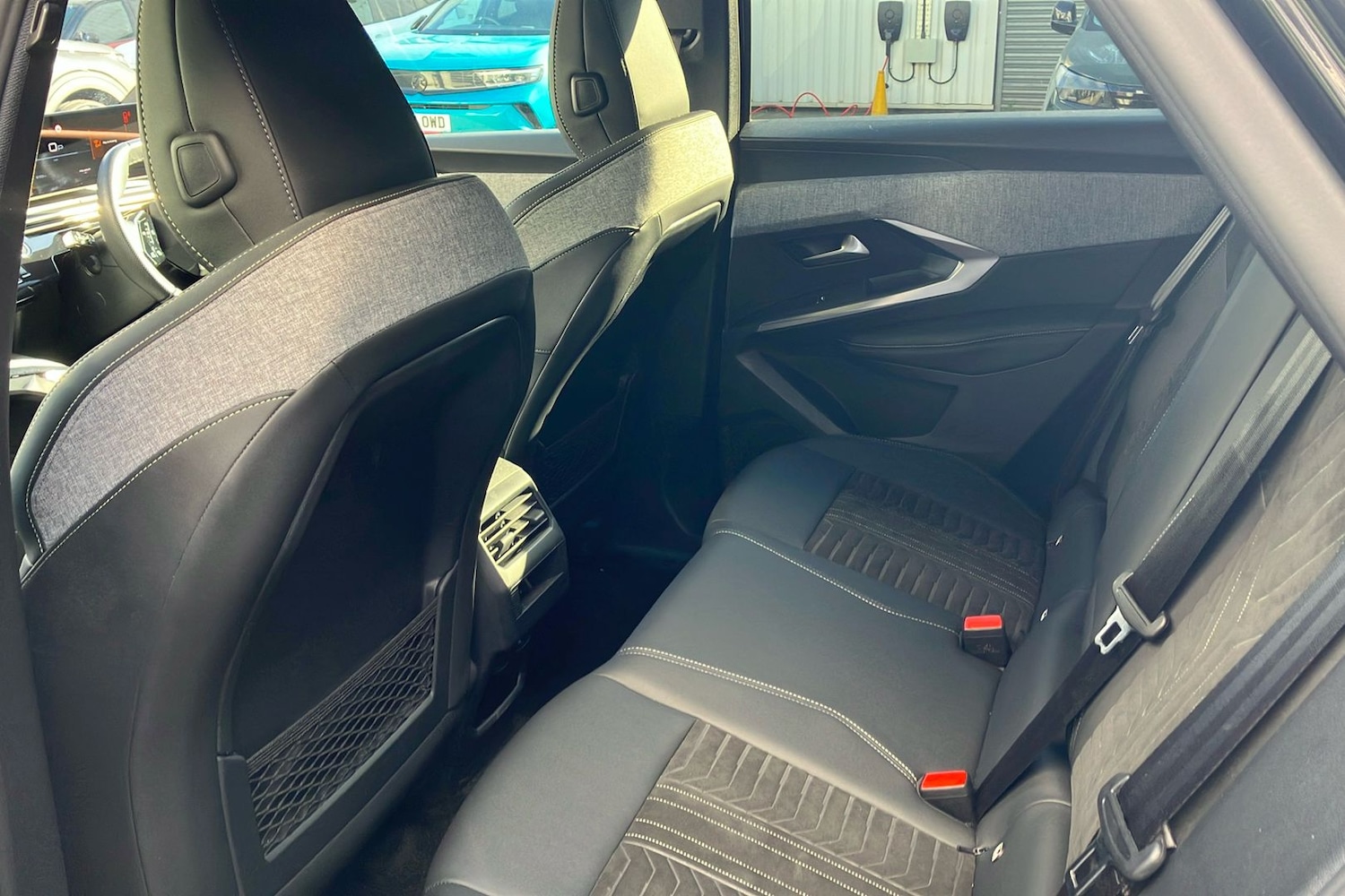 Used Peugeot 3008 2024 for sale - 77968315: Photo 5