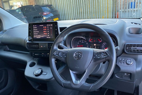 Used Vauxhall Combo Life 2021 for sale - 76236508: Photo 13