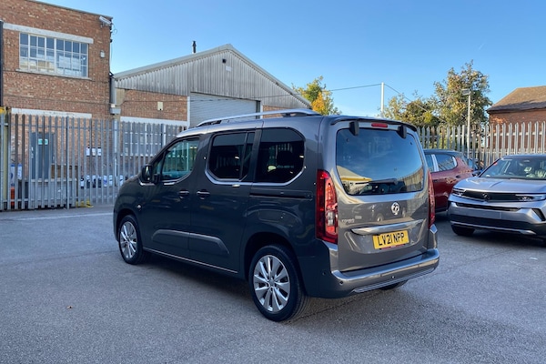 Used Vauxhall Combo Life 2021 for sale - 76236508: Photo 2