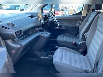 Used Vauxhall Combo Life 2021 for sale - 76236508: Photo
