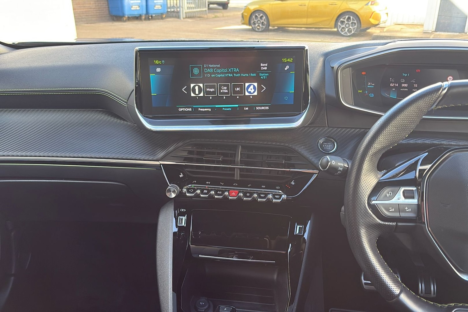 Used Peugeot 2008 2021 for sale - 76719791: Photo 25