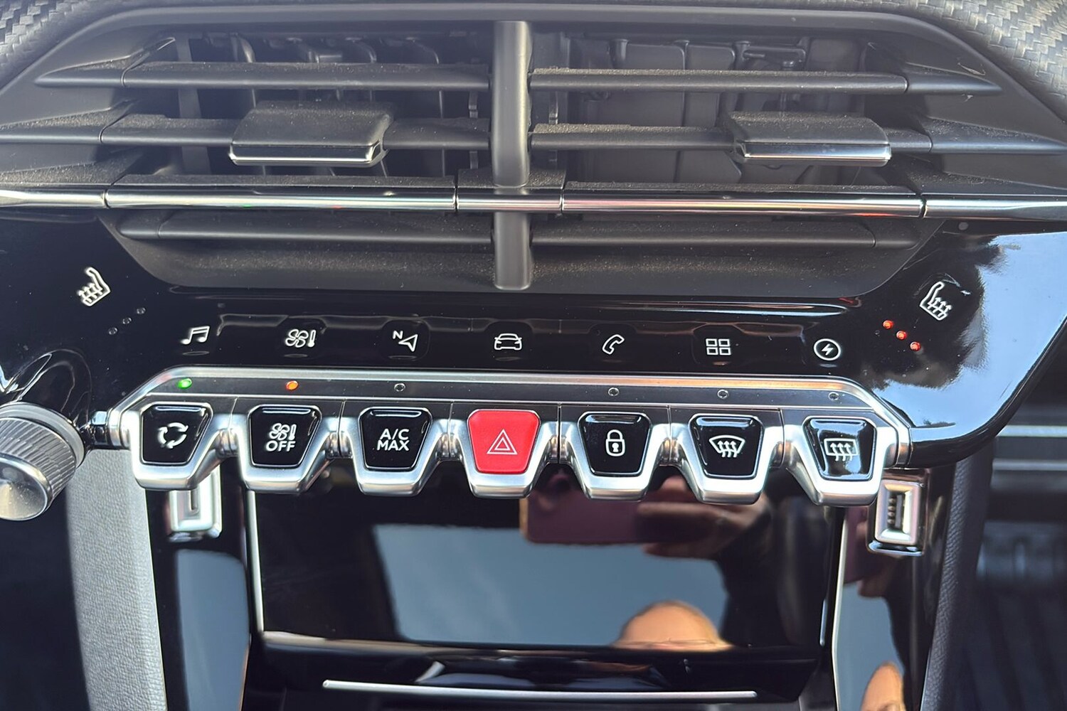 Used Peugeot 2008 2021 for sale - 76719791: Photo 40