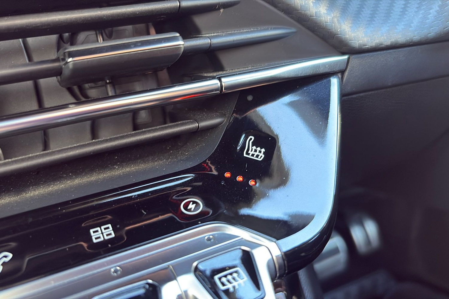 Used Peugeot 2008 2021 for sale - 76719791: Photo 44