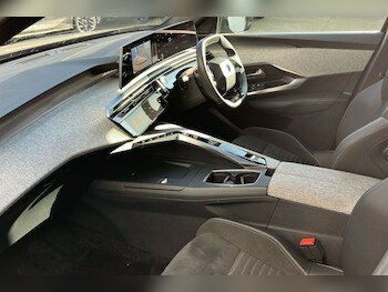 Used Peugeot 3008 2024 for sale - 77622255: Photo