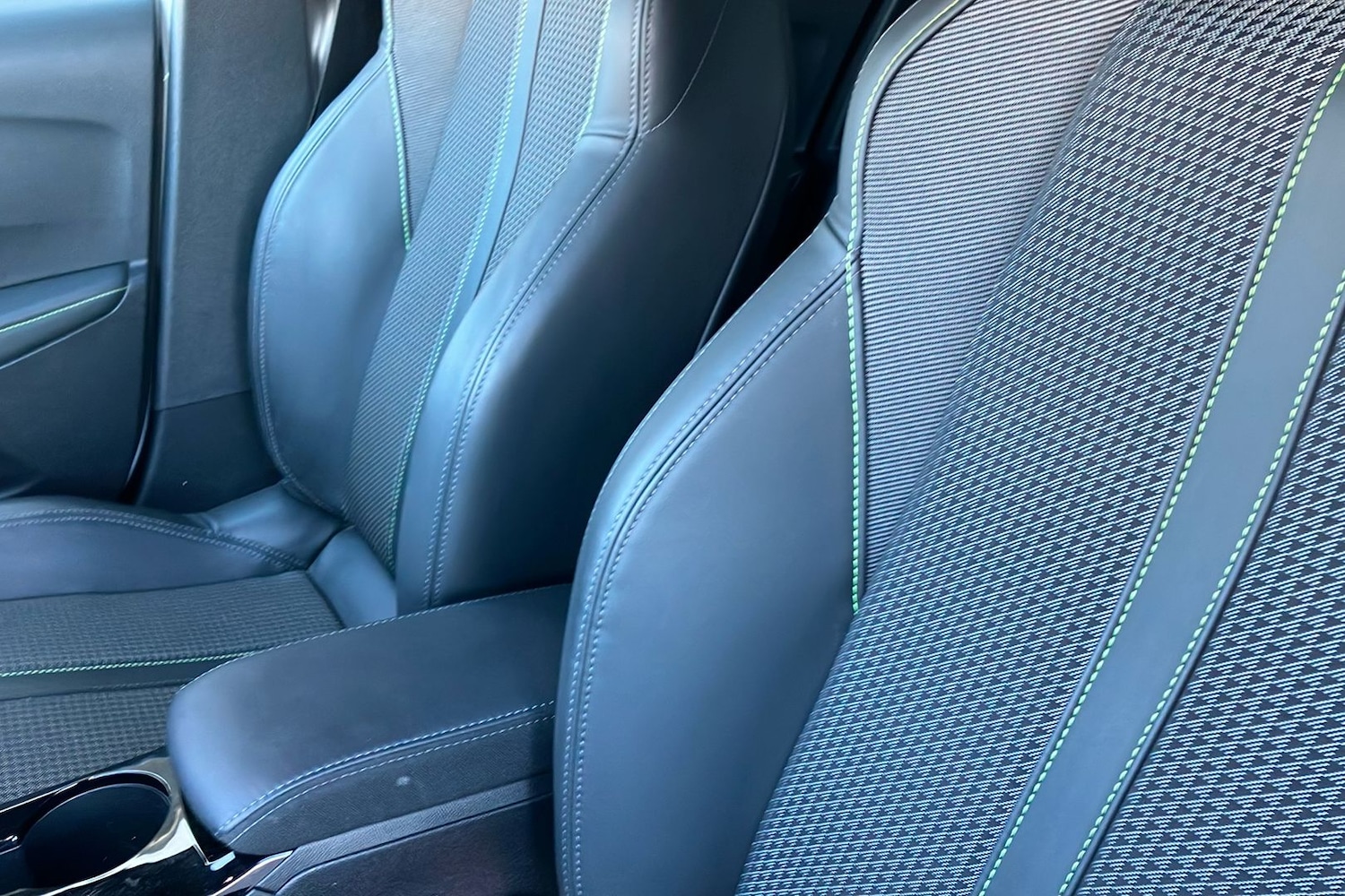 Used Peugeot 208 2022 for sale - 77086276: Photo 53