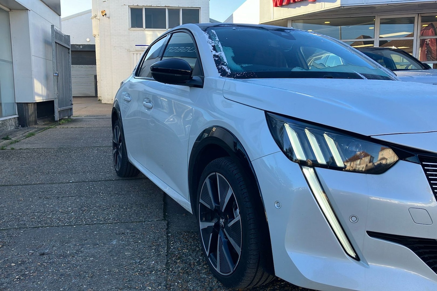 Used Peugeot 208 2022 for sale - 77086276: Photo 7