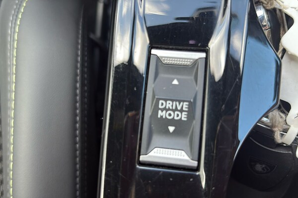 Used Peugeot 2008 2024 for sale - 75266053: Photo 53