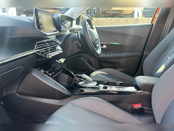 Used Peugeot 2008 2022 for sale - 76958466: Photo