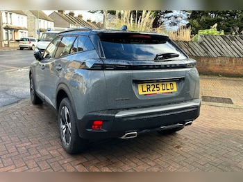 Used Peugeot 2008 2025 for sale - 77392514: Photo