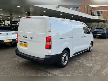 Used Vauxhall Vivaro 2024 for sale - 77196299: Photo