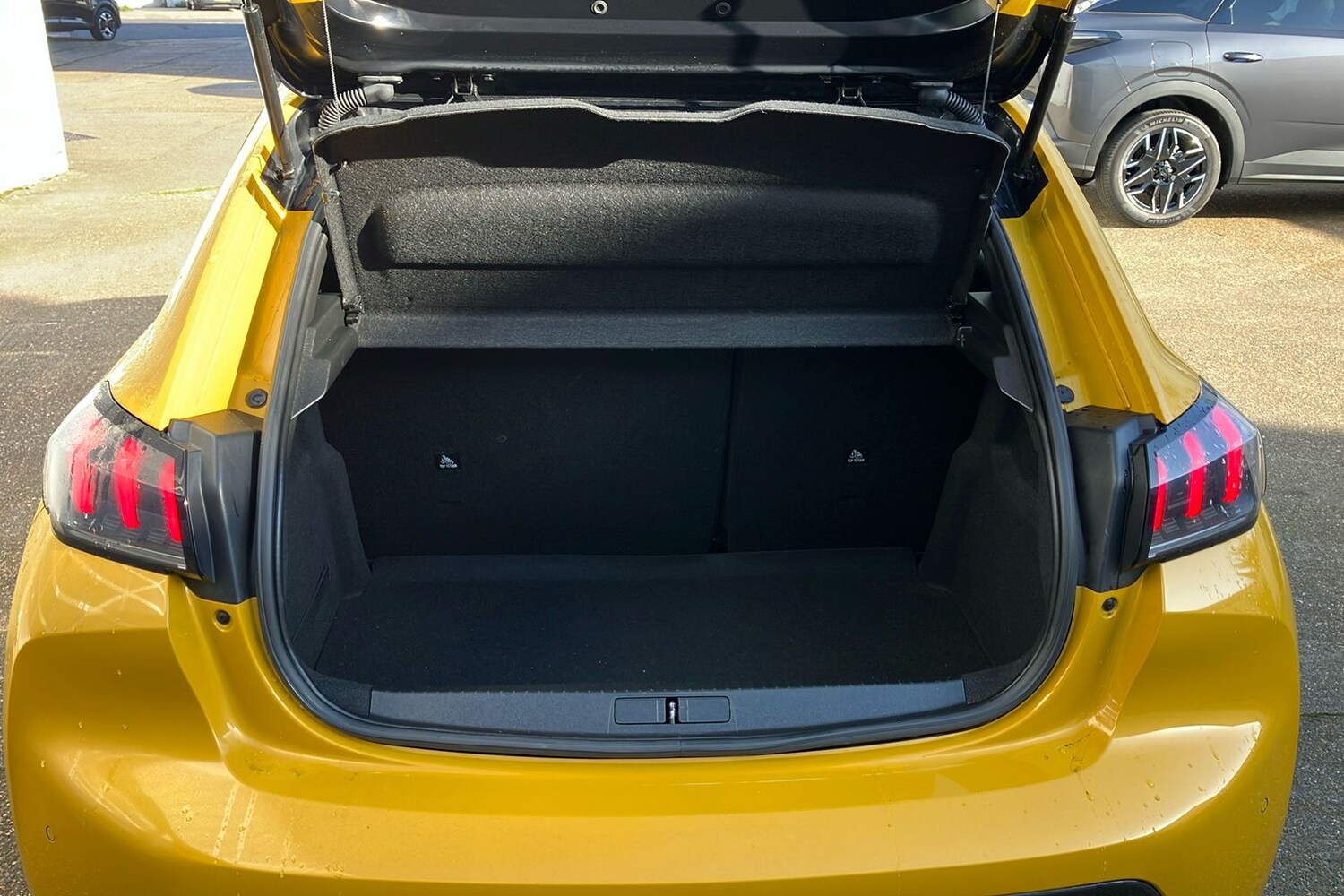 Used Peugeot 208 2021 for sale - 77423214: Photo 35