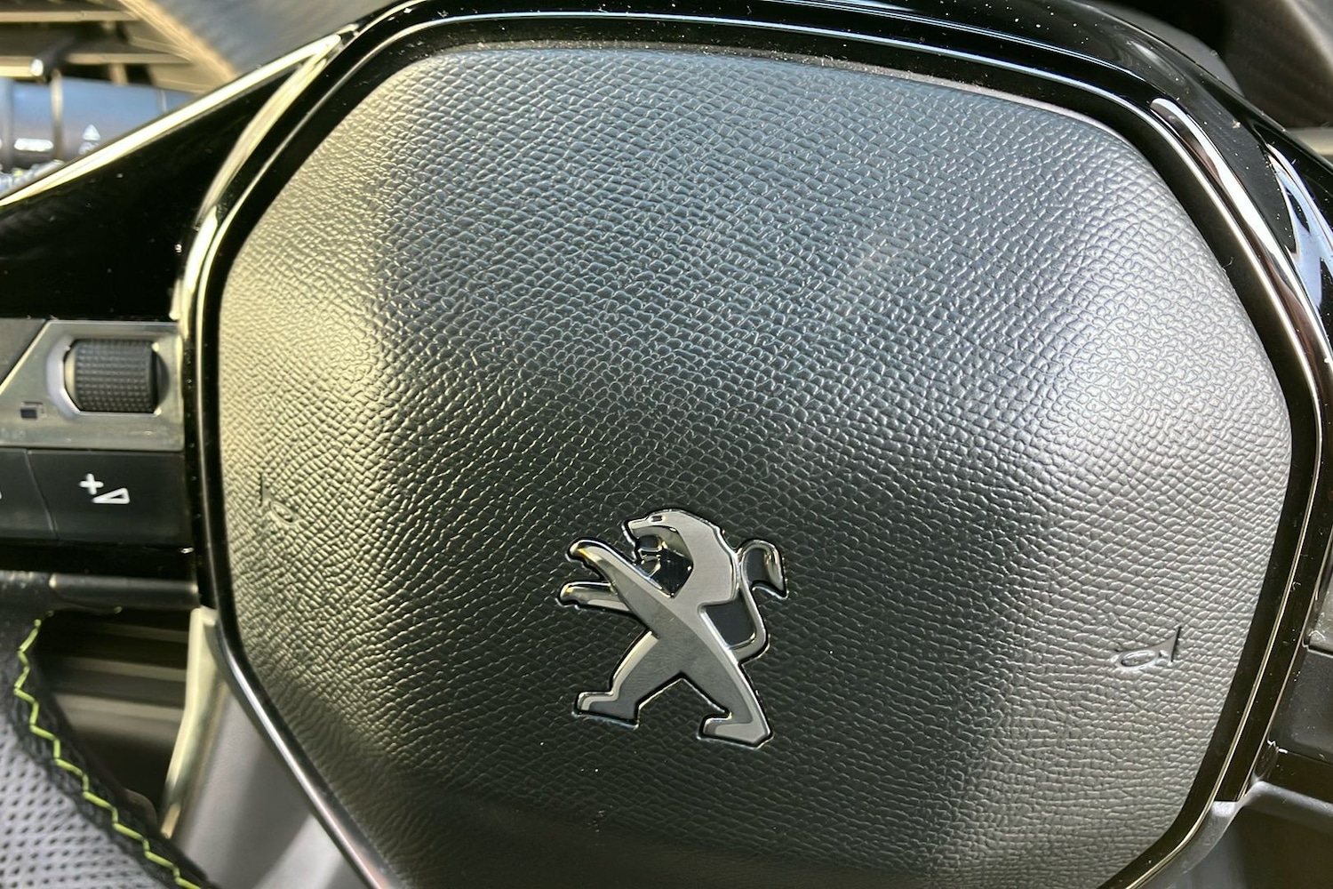 Used Peugeot 208 2021 for sale - 77423214: Photo 37