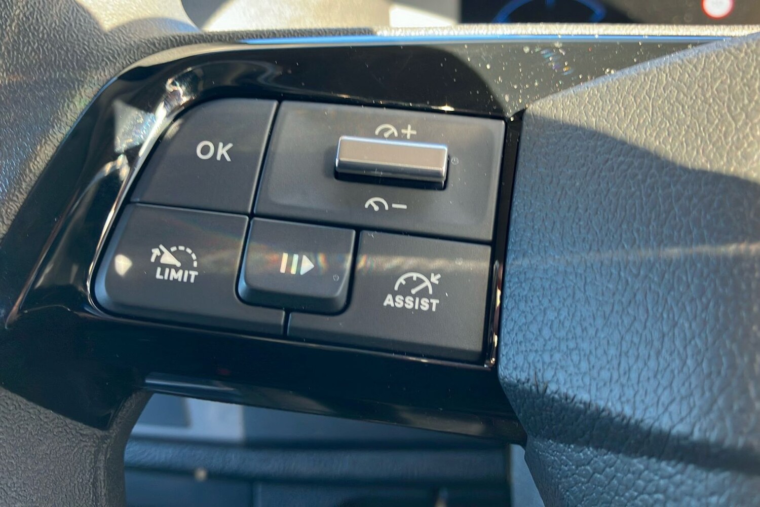 Used Peugeot e-Expert 2025 for sale - 76364284: Photo 42