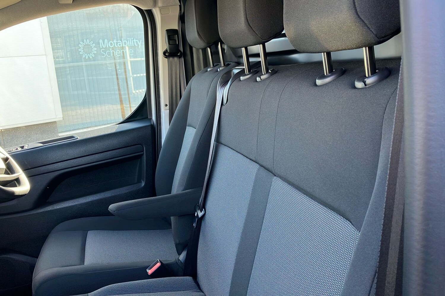 Used Peugeot e-Expert 2025 for sale - 76364284: Photo 5