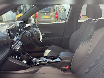 Used Peugeot 2008 2024 for sale - 75672755: Photo