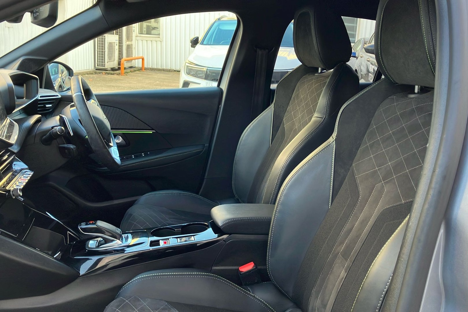 Used Peugeot 208 2022 for sale - 76464049: Photo 3