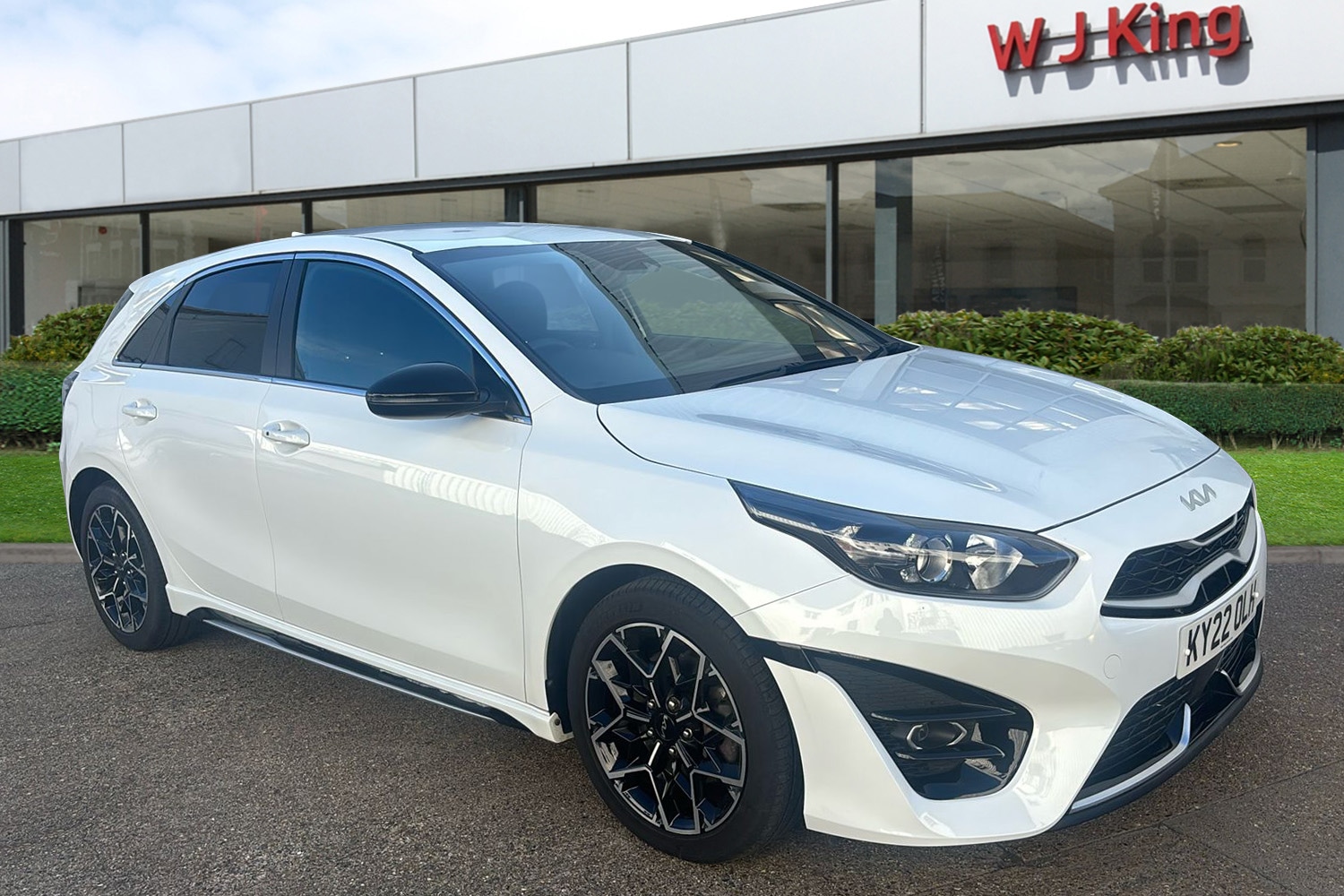 Used Kia Ceed 2022 for sale - 76010864: Photo 1