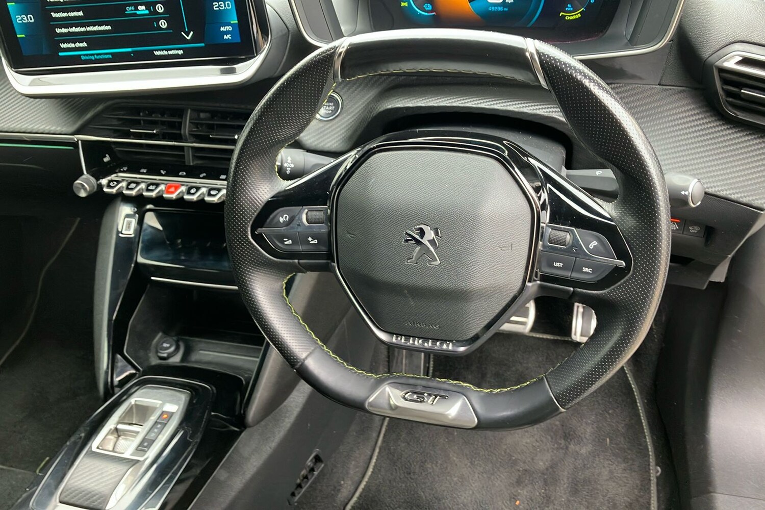 Used Peugeot E-2008 2022 for sale - 77681638: Photo 13