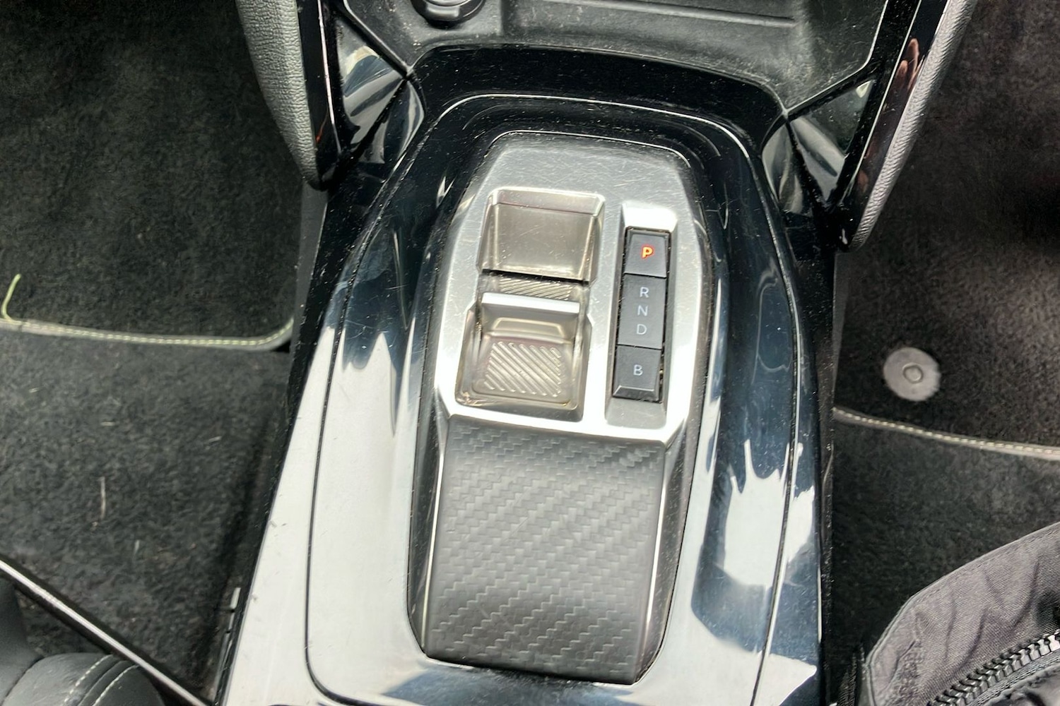 Used Peugeot E-2008 2022 for sale - 77681638: Photo 17