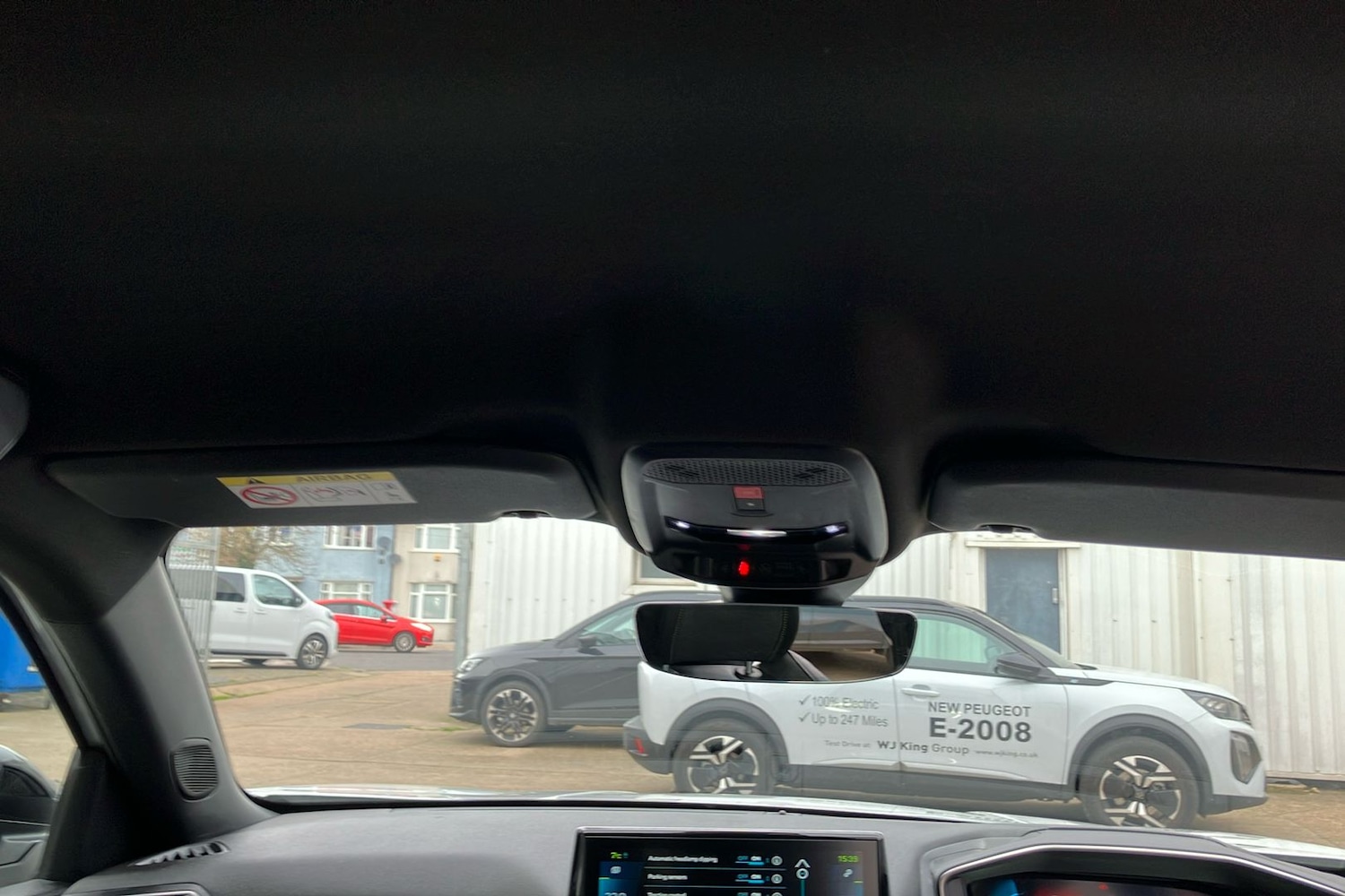 Used Peugeot E-2008 2022 for sale - 77681638: Photo 31