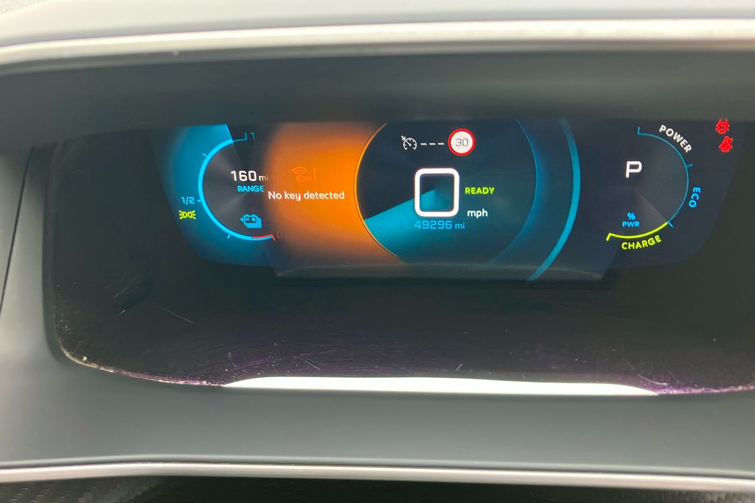 Used Peugeot E-2008 2022 for sale - 77681638: Photo 34