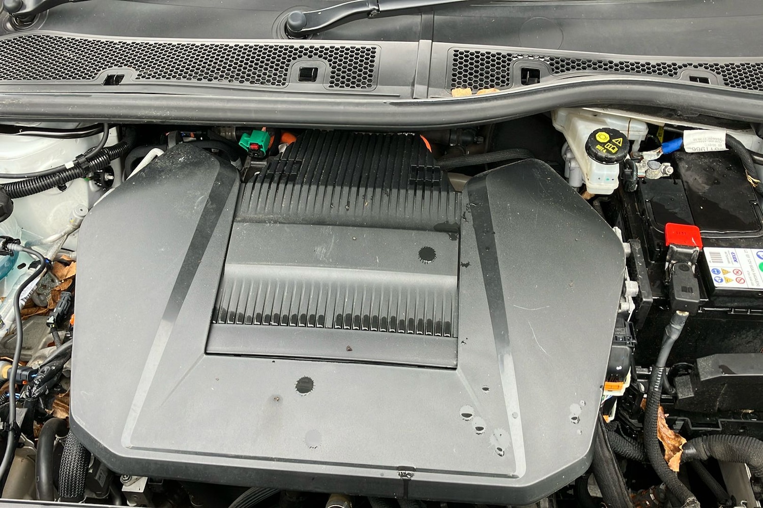 Used Peugeot E-2008 2022 for sale - 77681638: Photo 41