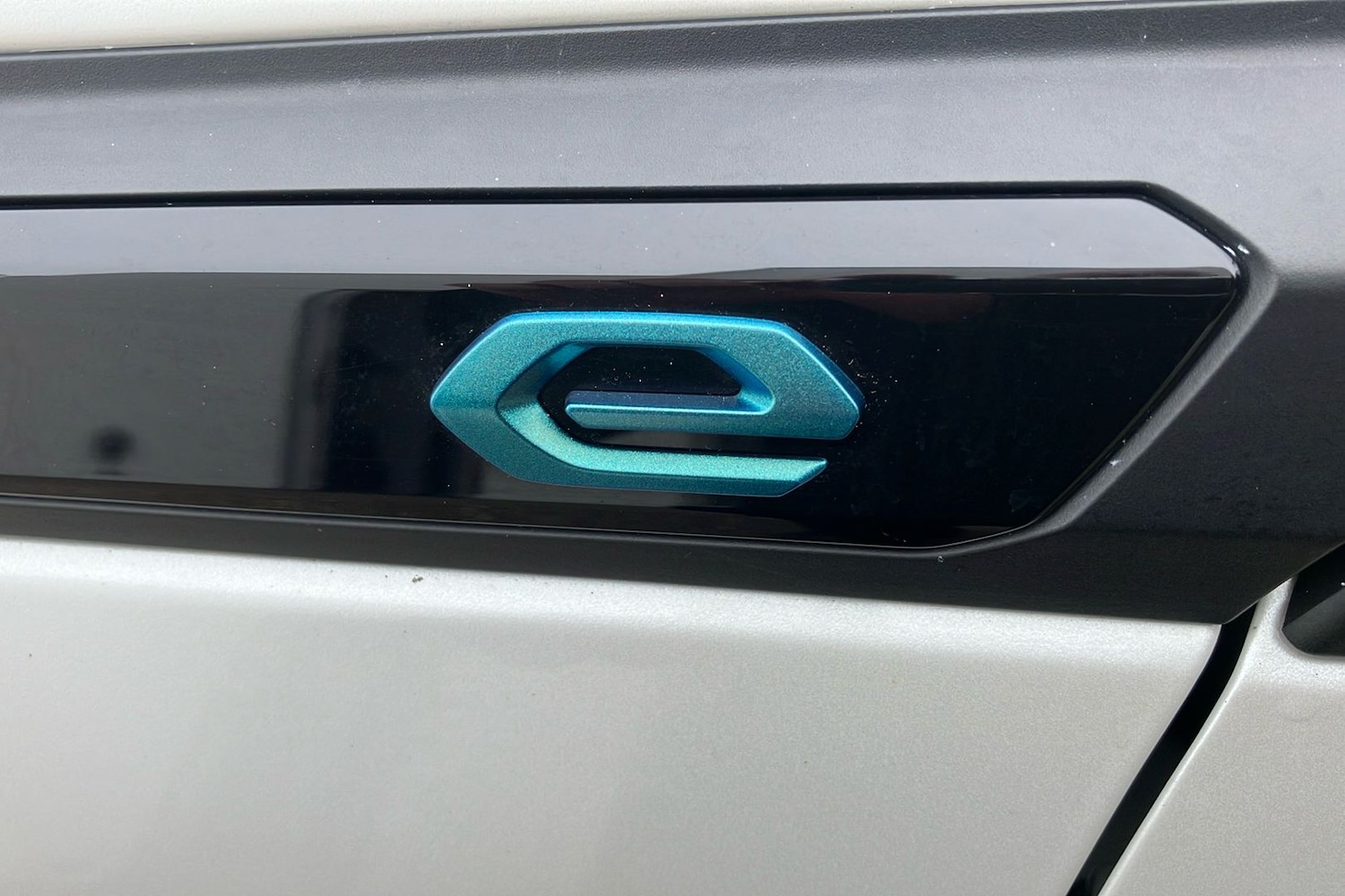 Used Peugeot E-2008 2022 for sale - 77681638: Photo 44