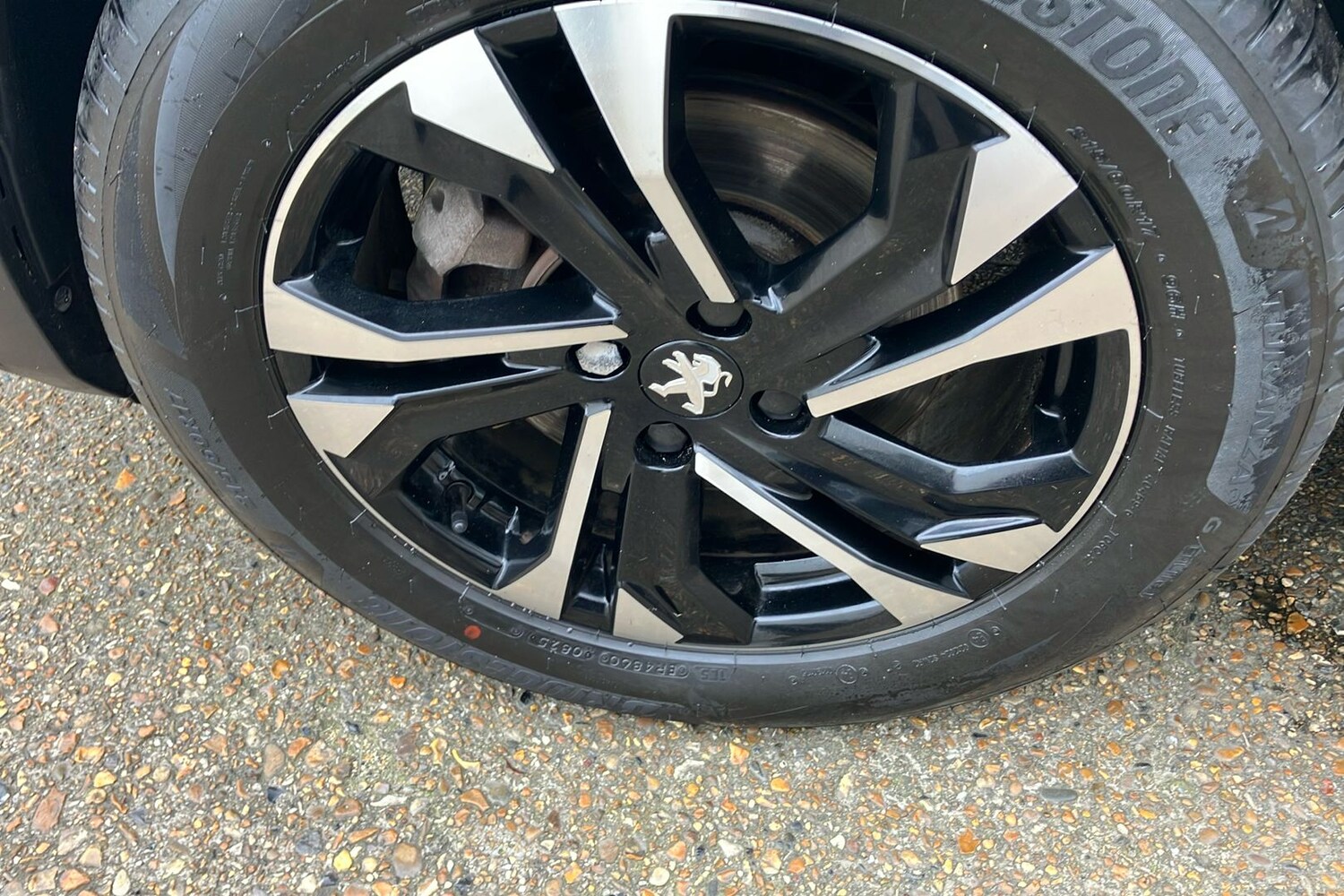 Used Peugeot E-2008 2022 for sale - 77681638: Photo 45