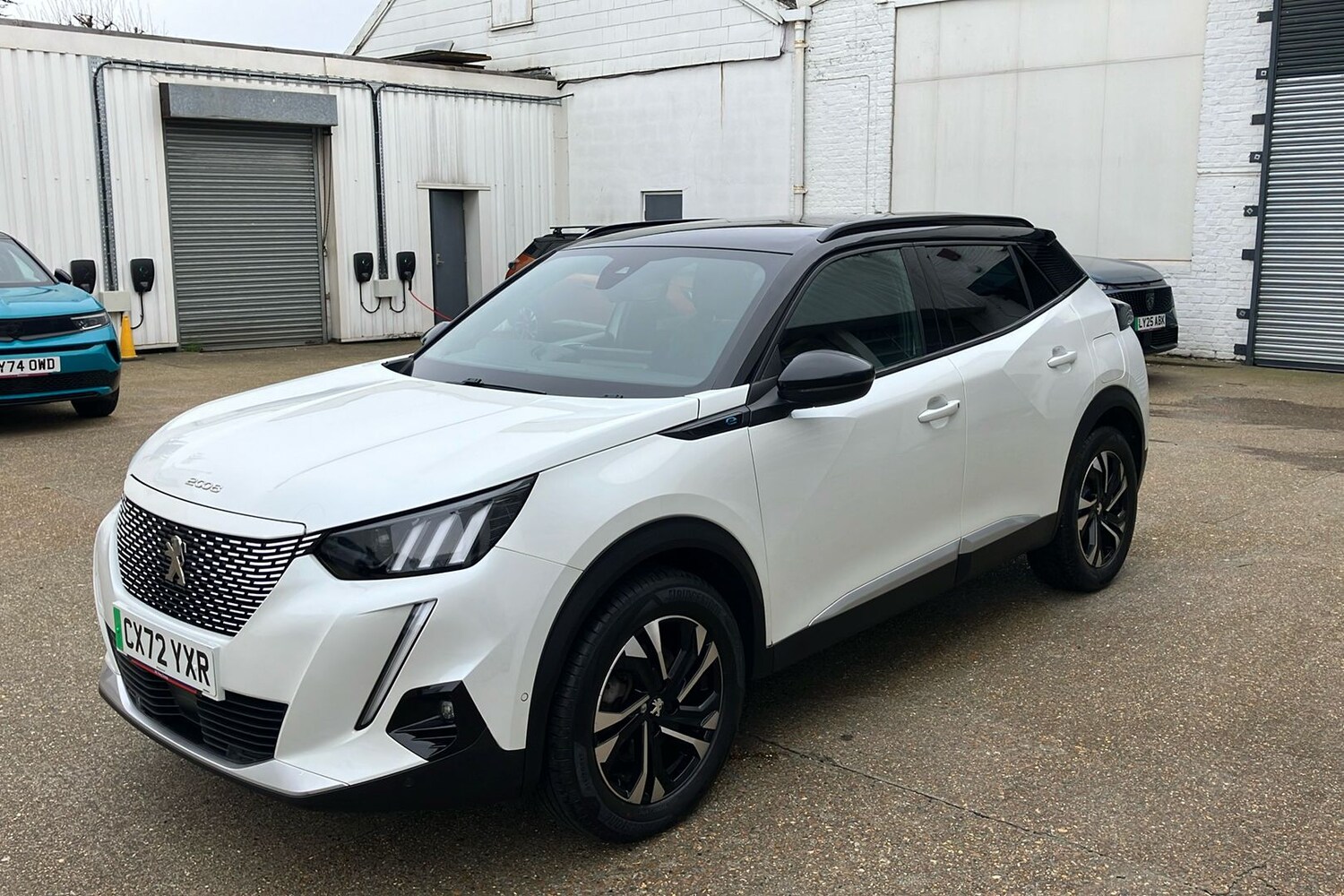 Used Peugeot E-2008 2022 for sale - 77681638: Photo 46