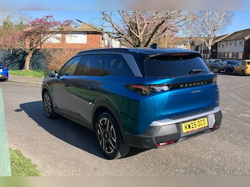 Used Peugeot 5008 2025 for sale - 77749451: Photo