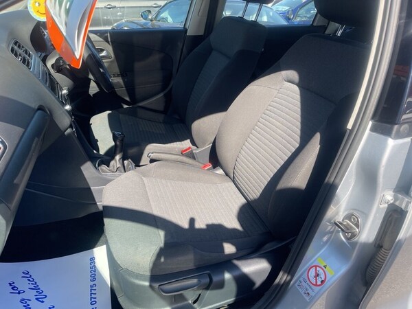 Used Volkswagen Polo 2010 for sale - 74517659: Photo 14