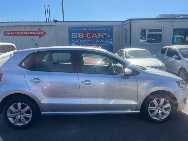 Used Volkswagen Polo 2010 for sale - 74517659: Photo 8
