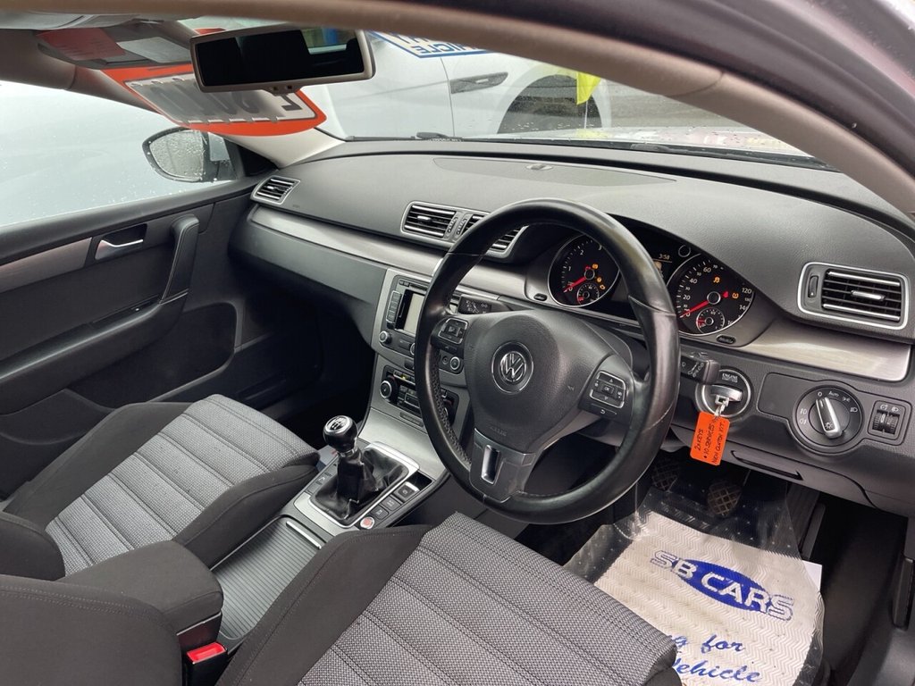 Used Volkswagen Passat 2011 for sale - 77668969: Photo 24