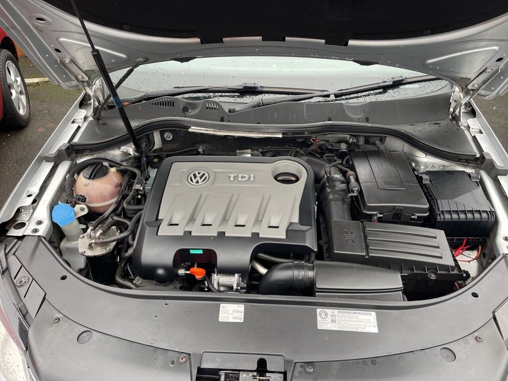 Used Volkswagen Passat 2011 for sale - 77668969: Photo 25