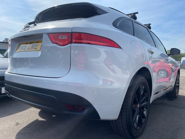 Used Jaguar F-Pace 2016 for sale - 74675810: Photo 9