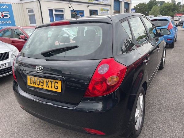 Used Kia Ceed 2009 for sale - 75320516: Photo 11