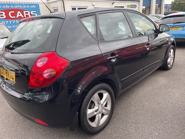 Used Kia Ceed 2009 for sale - 75320516: Photo 12