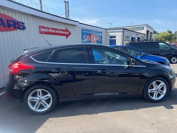 Used Ford Focus 2015 for sale - 79494110: Photo