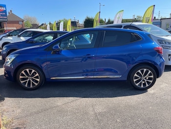 Used Renault Clio 2020 for sale - 78357720: Photo