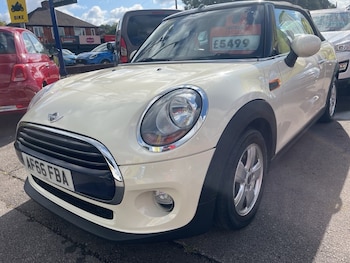 Used MINI Convertible 2016 for sale - 79574581: Photo