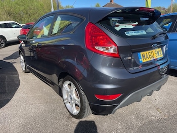 Used Ford Fiesta 2010 for sale - 78350401: Photo