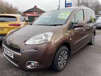Used Peugeot Partner Tepee 2014 for sale - 77026901: Photo