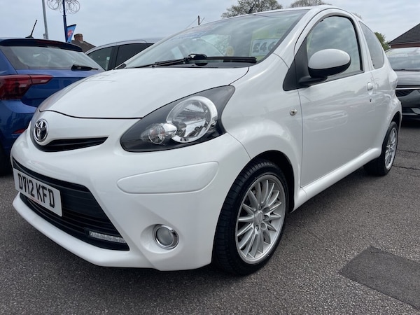 Used Toyota AYGO 2012 for sale - 74483500: Photo 3