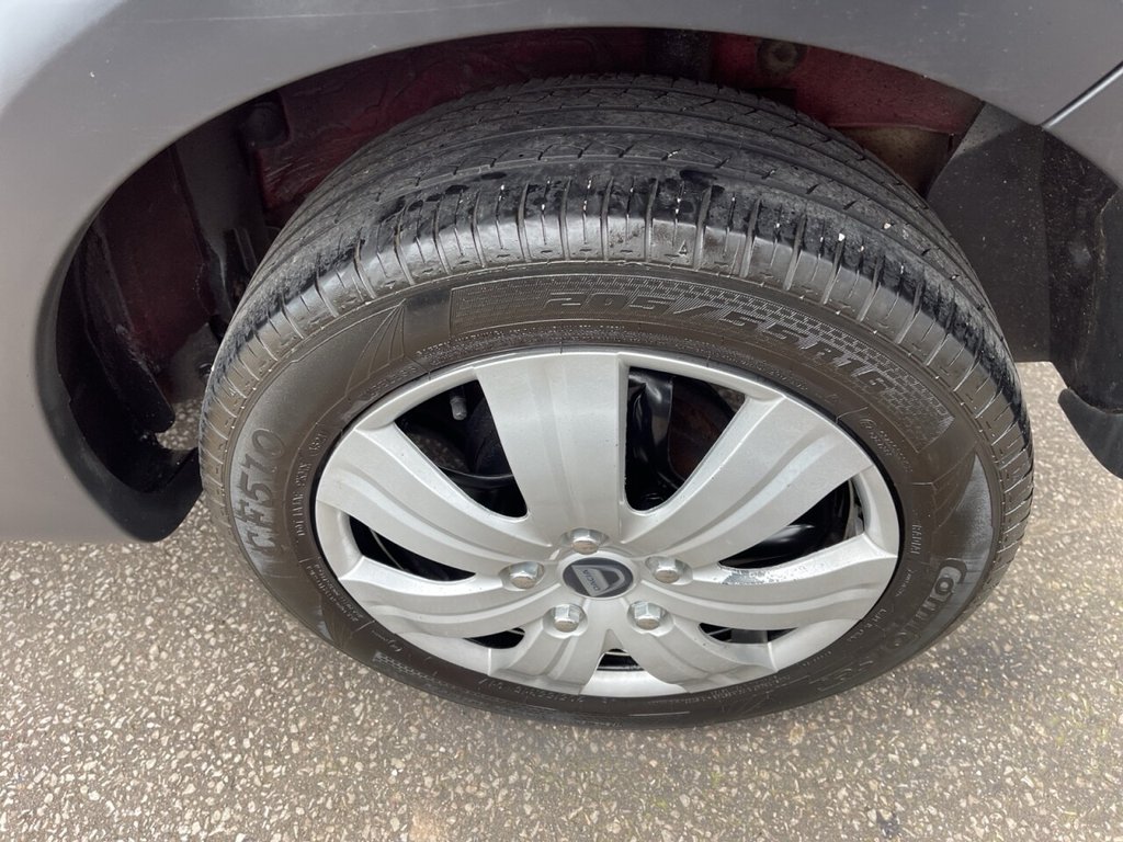 Used Dacia Sandero Stepway 2017 for sale - 77733930: Photo 17