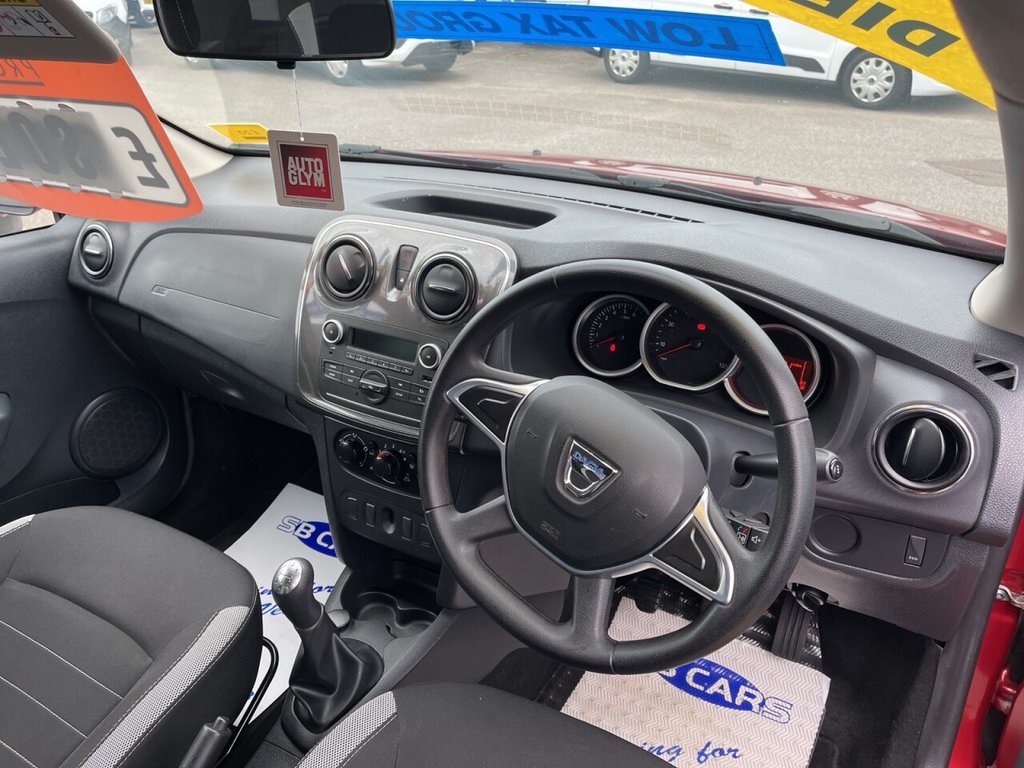 Used Dacia Sandero Stepway 2017 for sale - 77733930: Photo 24