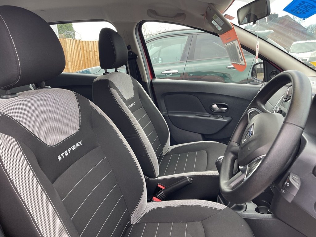 Used Dacia Sandero Stepway 2017 for sale - 77733930: Photo 25
