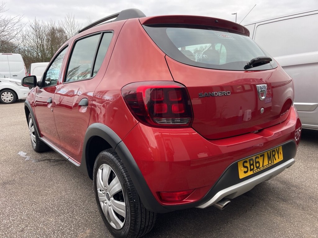 Used Dacia Sandero Stepway 2017 for sale - 77733930: Photo 7