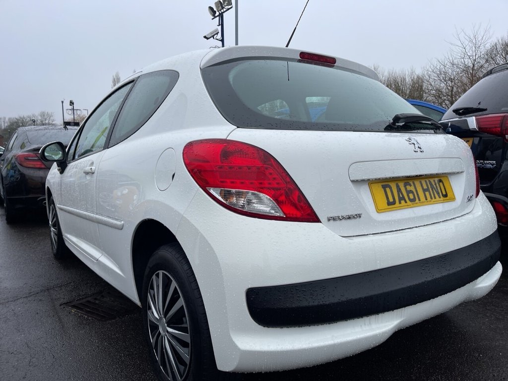 Used Peugeot 207 2011 for sale - 77383707: Photo 7