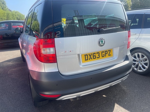 Used Skoda Yeti 2013 for sale - 75087127: Photo 12