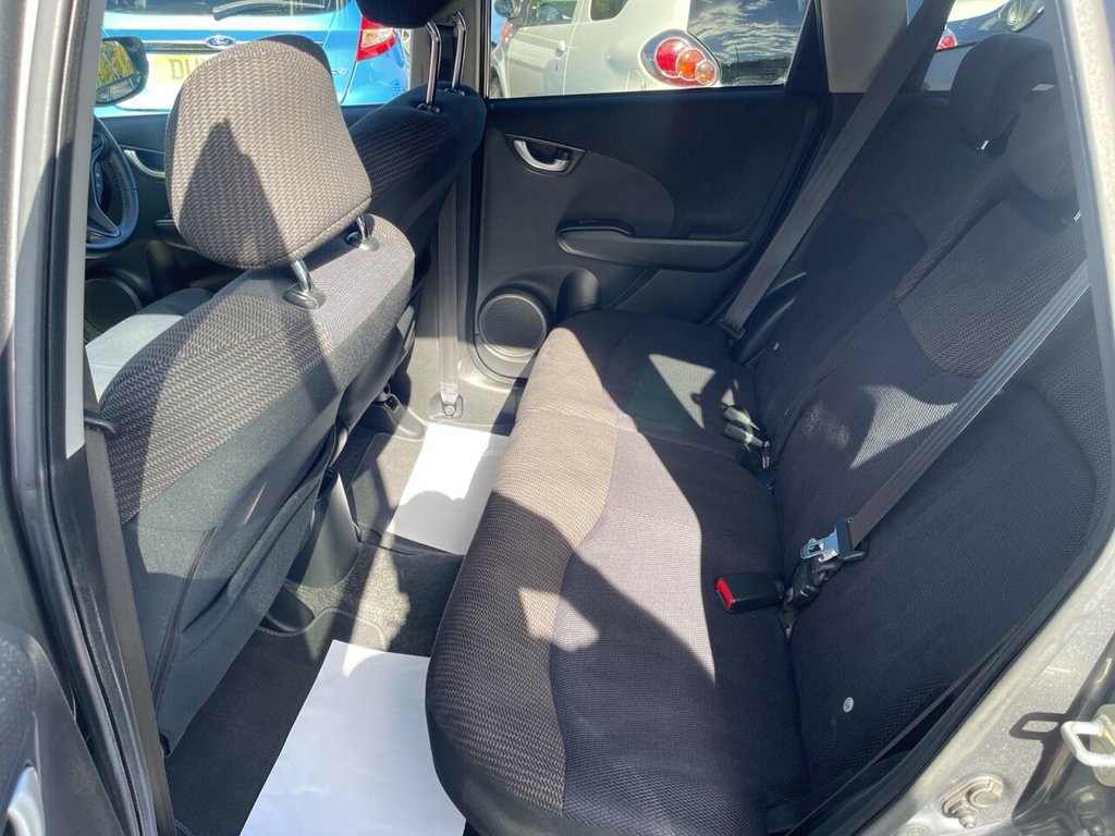 Used Honda Jazz 2014 for sale - 76029661: Photo 25